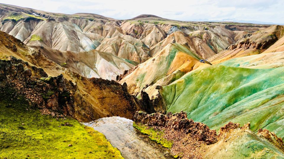 Landmarks From Above: Helicopter Tour With Geothermal Bath - Colorful Rhyolite Mountain Range