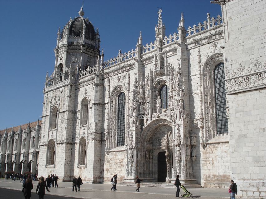 Lisbon: Full-Day Private and Guided City Tour - Museum of Carriages Tour