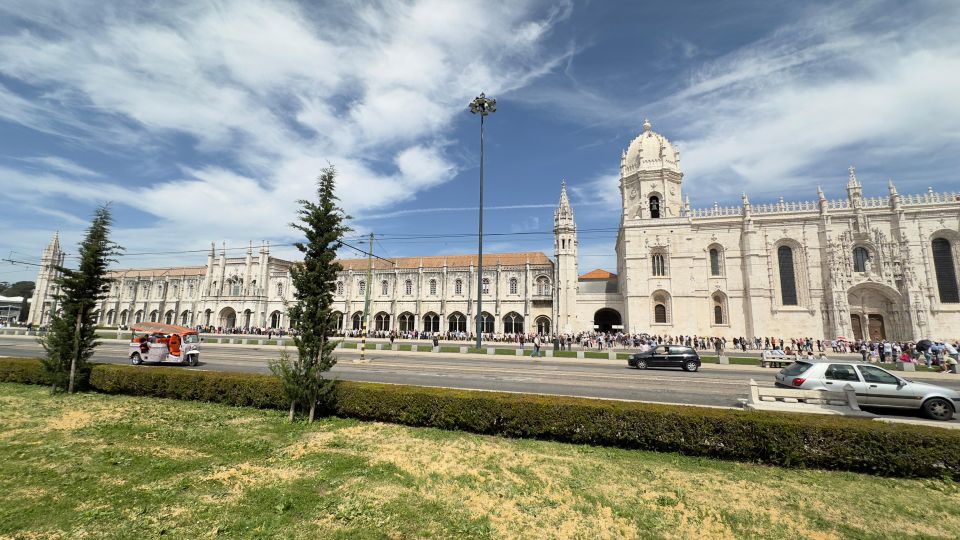 Lisbon in Comfort - City Highlights 4 Hour - Tour Experience