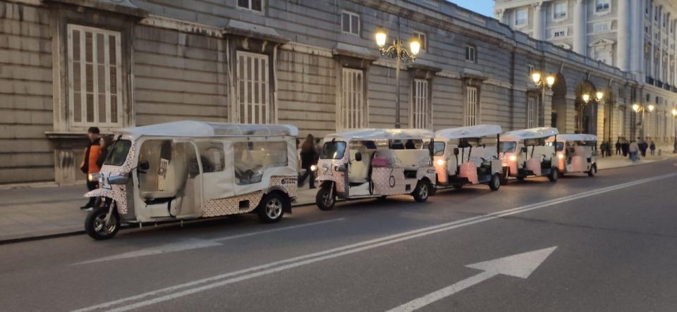 Madrid: Tuk Tuk Tour - the Historic Center in One Hour - Unique Tour Experience