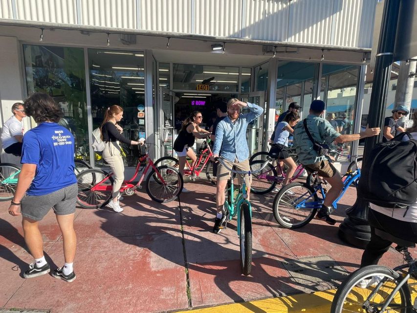 Miami: South Beach Architecture and Cultural Bike Tour - Exploring South Pointe Park