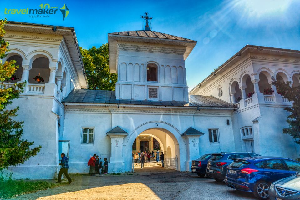 Mogosoaia Palace and Snagov Monastery Tour - Inclusions