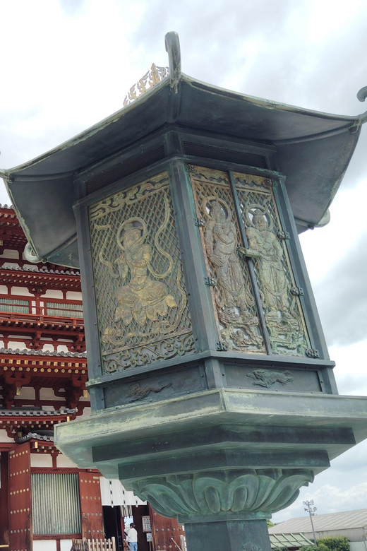 Nara: Yakushi-ji Temple - 1300 Years of Beauty in 60 Minutes - East and West Pagodas