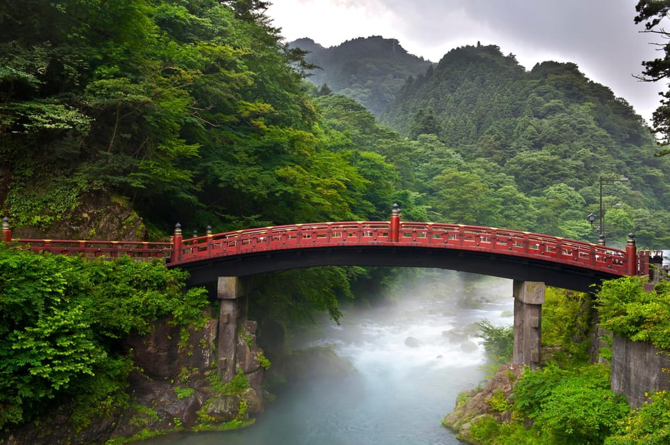 Nikko Sightseeing Tour (English/Japanese Speaking Guide) - Guided Tour Features