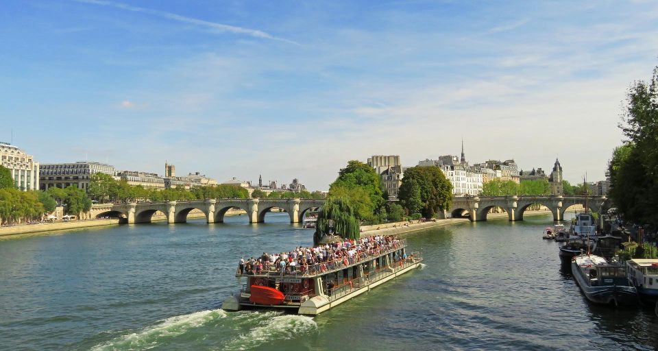 Paris: Seine River Walking Tour With Optional Musée D'orsay - Tour Description Details