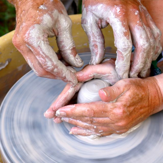 Pottery Workshop in the Algarve - Hands-on Experience