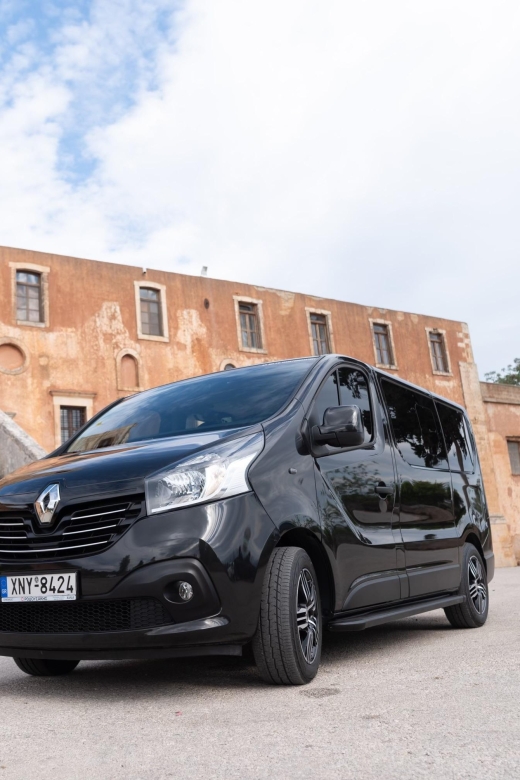 Private Transfer Chania: Minivan Transport in Creta - Knowledgeable Chauffeurs