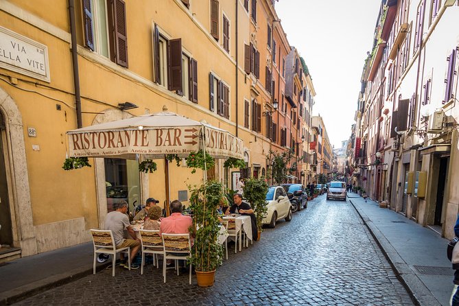 Rome Walking Tour: Pantheon, Piazza Navona, and Trevi Fountain - Meeting Point and End Point