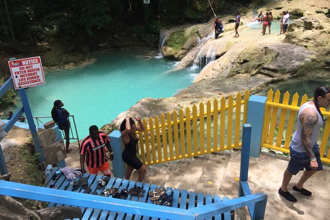 Roundtrip Private Shuttle From Ocho Rios to Blue Hole and Back - Customer Reviews and Feedback