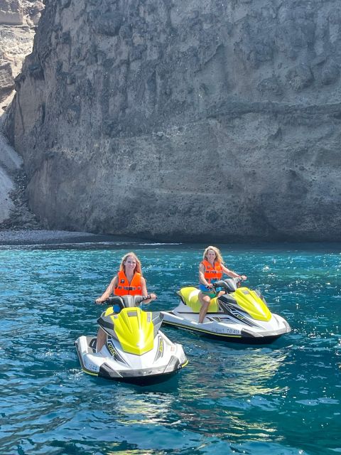 Santorini:Volcanic Beaches Cruise With Jet Ski - Equipment and Safety