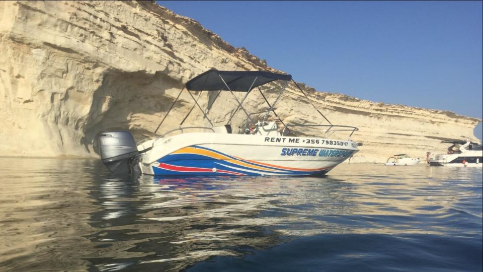 Sliema: Private SELF DRIVE BOAT for 3.5hrs - Equipment and Safety