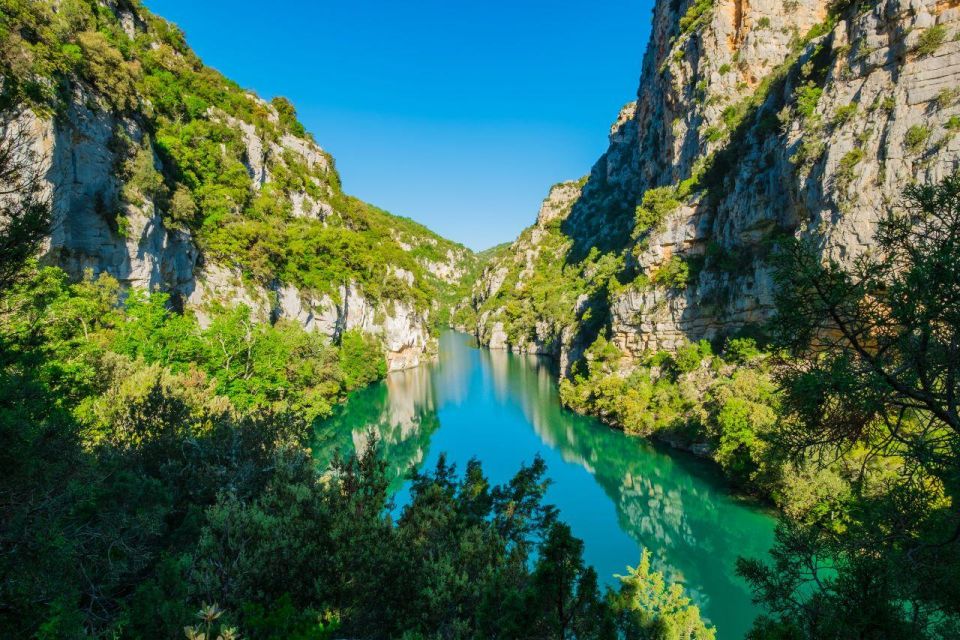 The Gorges Du Verdon & Its Lake Full Day Tour - Exploring Castellane, a 16th-Century Village