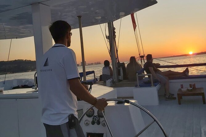 2H Private Sailing Catamaran Vertigo Tour in Lisbon up to 18pax - Cancellation and Refund Policy