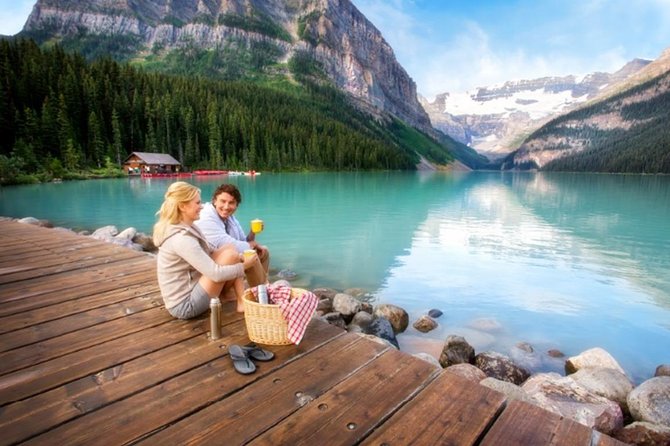 5-Day Rocky Mountaineer Train From Vancouver to Rockies Tour - Travel Logistics