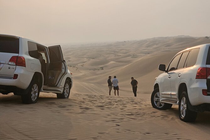 Abu Dhabi Desert Safari With Live Shows And BBQ Buffet Dinner - Important Traveler Considerations