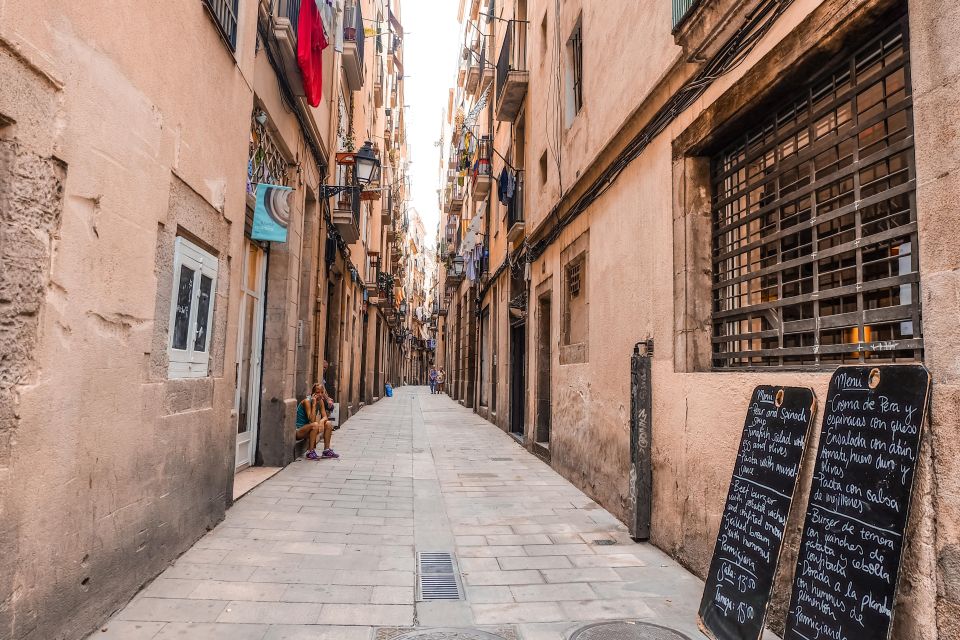 Authentic Barcelona Tapas Tasting Private Tour - Cultural Exploration