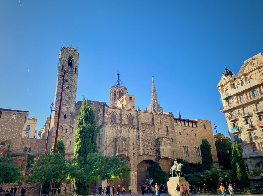 Barcelona: Ramblas, Gothic & Gaudí Districts Walking Tour - Inclusions