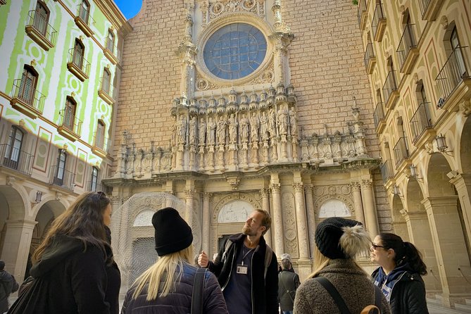 Barcelona to Montserrat: Guided Tour & Return Bus Transfers - Included and Excluded Items