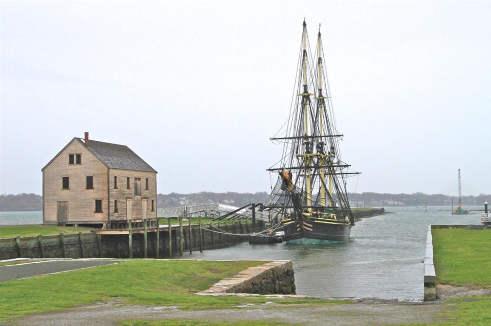 Boston: Salem and North Shore Private Guided Tour - Visiting Salem Landmarks