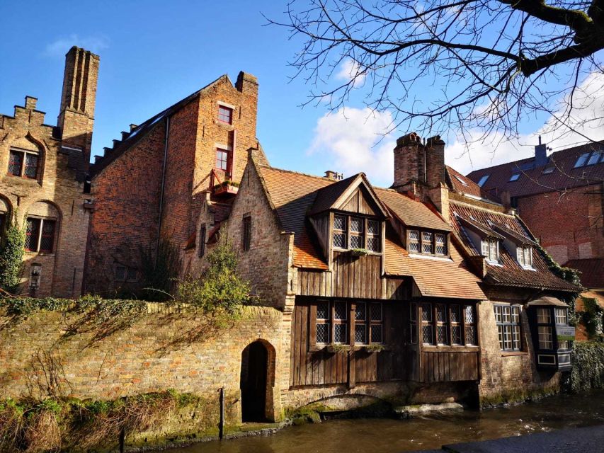 Bruges: Guided Walking Tour - Local Cuisine and Beer