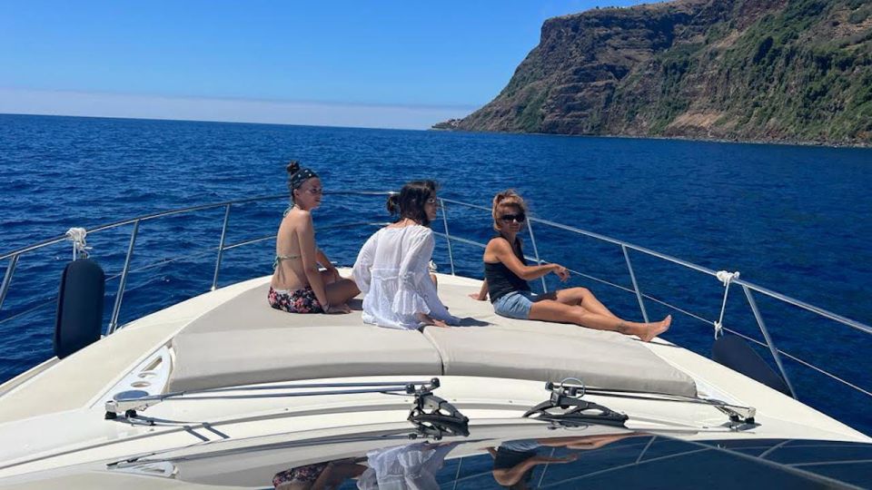 Calheta: Private Charter – Aestus Luxury Boat - Luxury Boat Experience Details