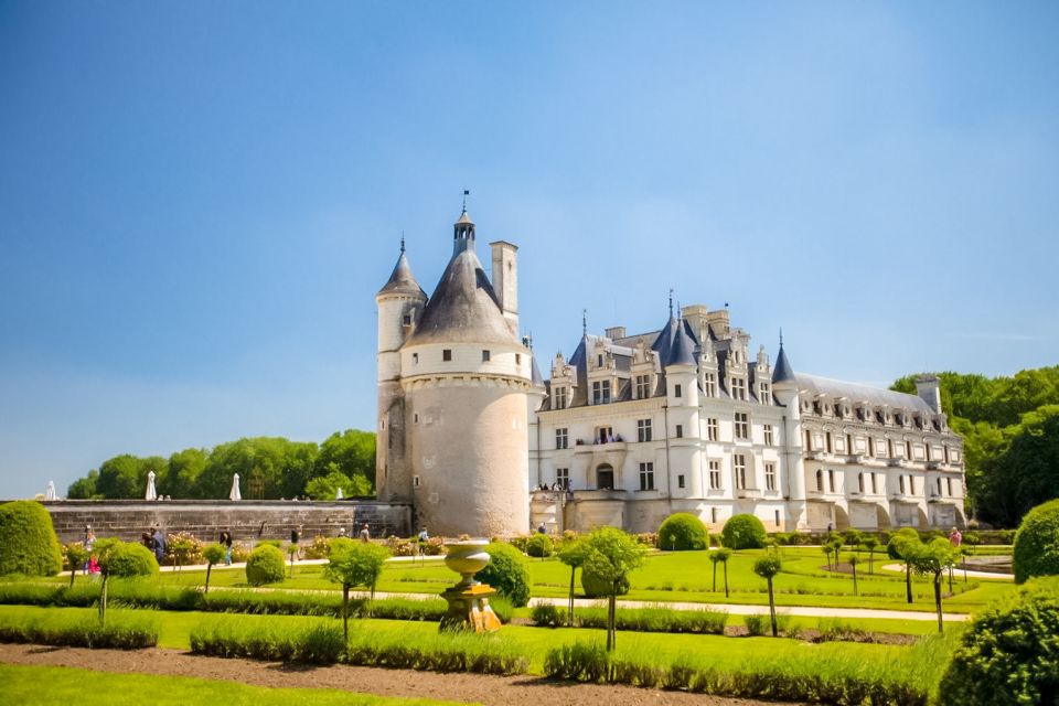 Chenonceau Castle: Private Guided Tour With Entry Ticket - Inclusions and Exclusions