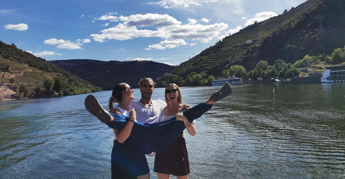 Douro Exclusive: Magnificent Tour - Winery Visit and Tasting