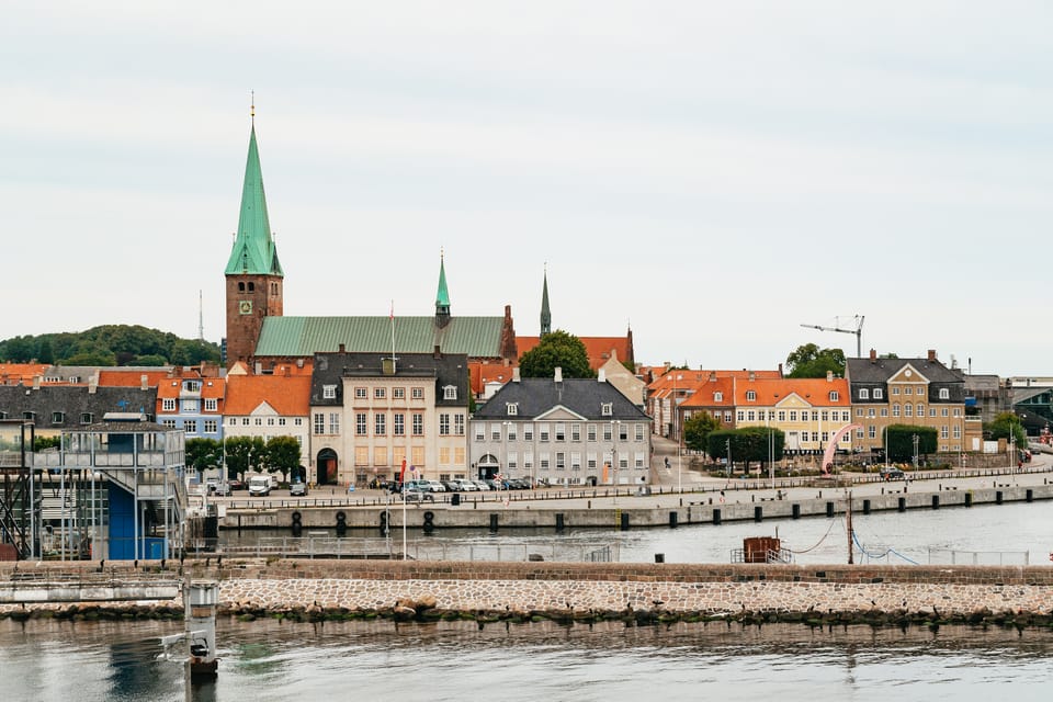 From Copenhagen: Lund and Malmö 2-Country Tour - Crossing to Sweden