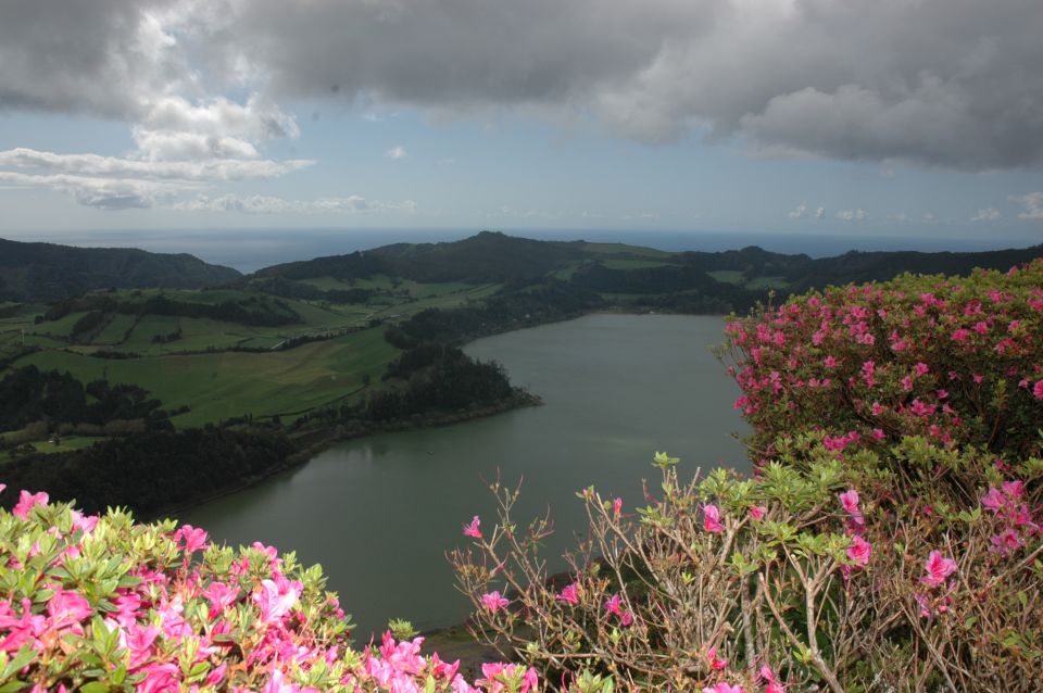 Furnas Lake & Volcano Tour - Santa Barbara Beach Admiration