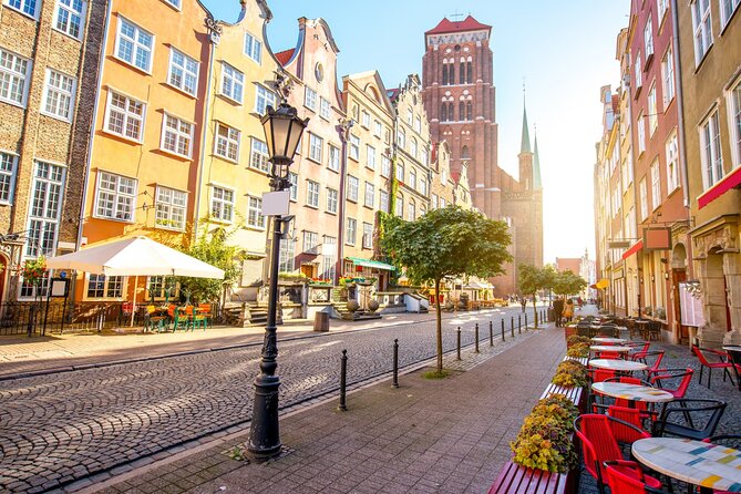 Gdansk Old Town Tour With Amber Altar Tickets and Guide - Tips and Recommendations