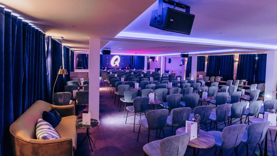 Hamburg: Quatsch Comedy Club Live Show Ticket - Inclusions and Restrictions