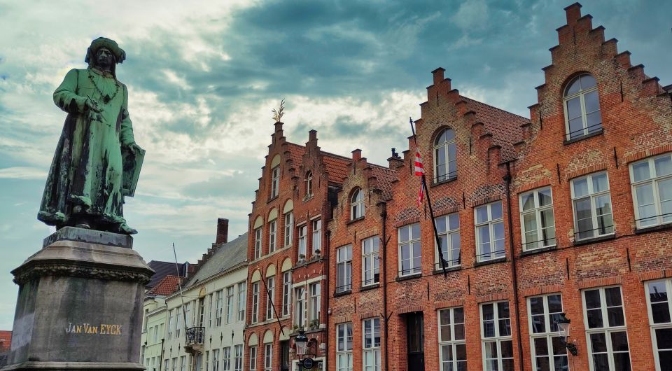 Historical Bruges: Chapel of Jerusalem and University of Commerce - Accessibility and Meeting Point