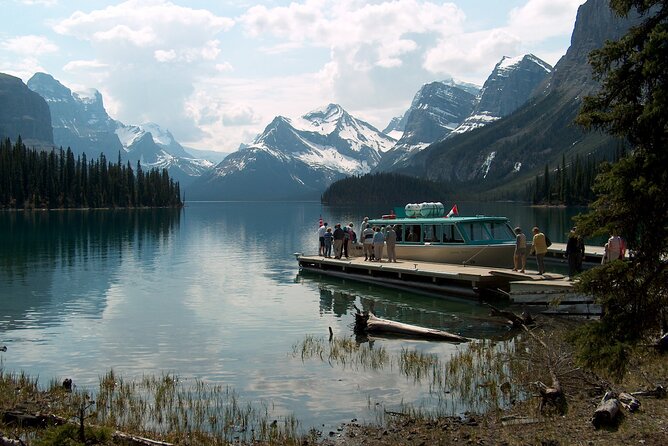 Jasper National Park Tour: Maligne Valley, Medicine Lake and Spirit Island - Hiking the Mary Schaffer Loop