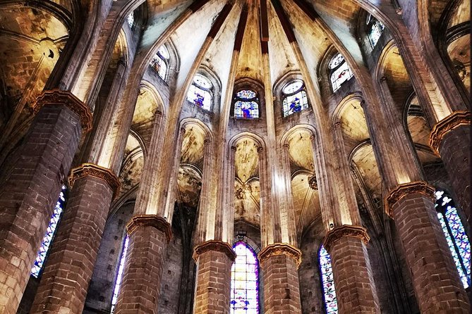 Kickstart Barcelona Private Tour. City Highlights for Newcomers - Customizable Experience