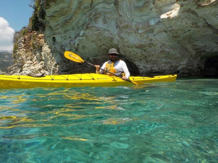 Lefkas, Nydri: Kayaking Day Trip to Scorpios and Meganisi - Participant Restrictions