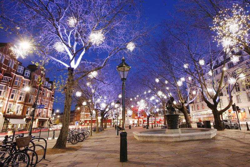 London Christmas Lights Bike Tour - Exploring Iconic Landmarks