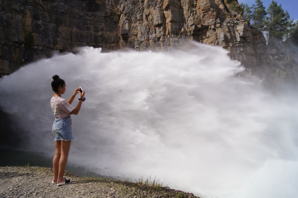 Mountain Hike & Thermal Springs - Private Full Day Tour - Pickup and Drop-off