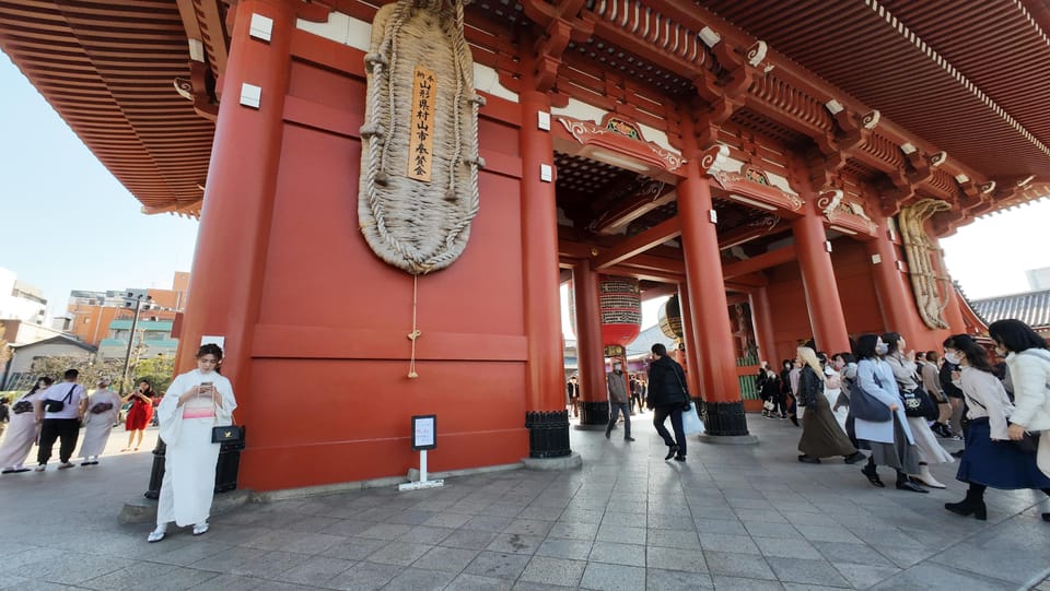 Off the Beaten Path! Review - Yanaka District Exploration