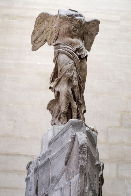 Paris: Louvre Skip-the-Line Guided Tour - Meeting Point