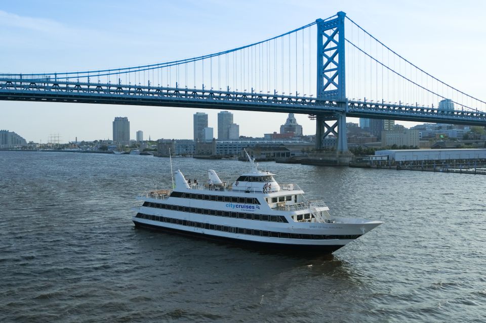 Philadelphia: Buffet Brunch, Lunch, or Dinner Cruise - Meeting Point and Arrival