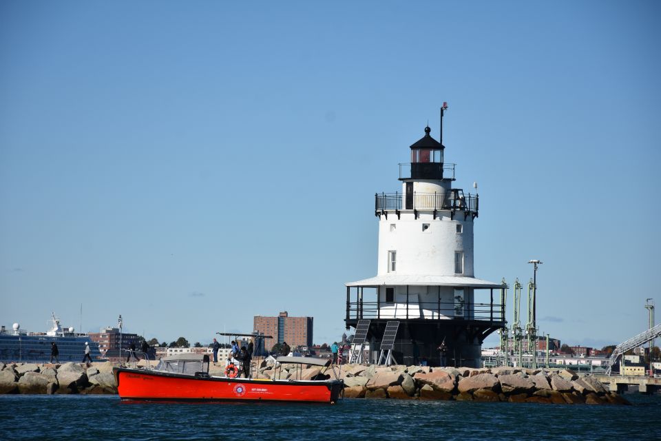 Portland: Private Island Fort Tour - Highlights