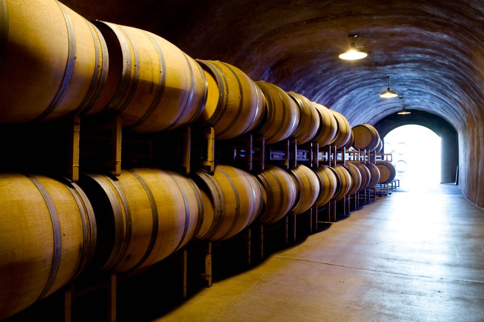 San Francisco: Small-Group Sonoma Wine Tour With Tastings - Scenic Photo Stops and Tastings