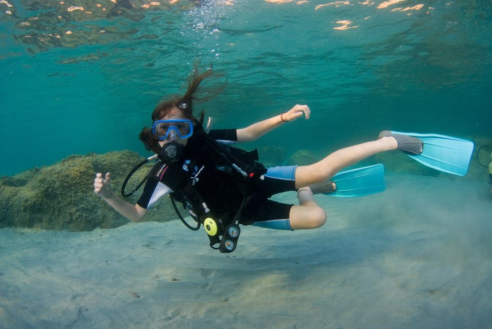 Santa Ponsa: Try Scuba Diving in a Marine Reserve - Included Amenities