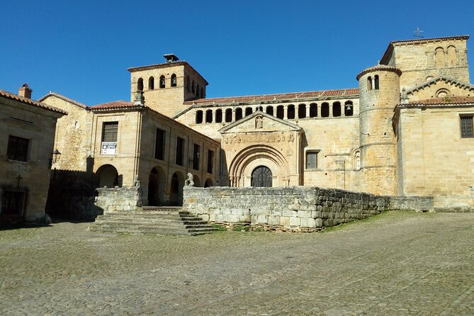 Santillana Del Mar & Altamira Museum From Santander - Altamira Museum and Neocave