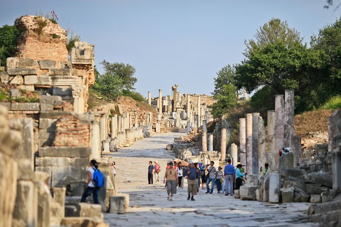 Shore Excursion 1 or 2 Day Private Tour From Kusadasi Port for Ephesus-Pergamon - Classical Ephesus Exploration