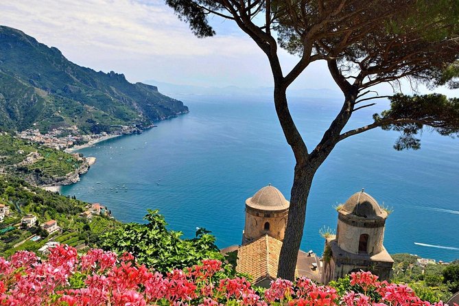 Tour of the Amalfi Coast for Small Groups With Lunch From Sorrento - Group Size and Pickup Arrangements