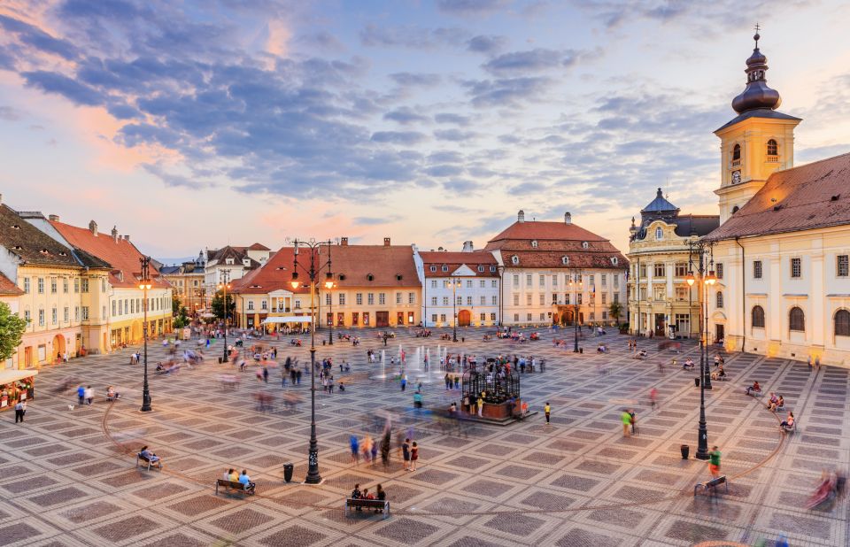 Transylvanias Trail: Sibiu, Bran Castle, Brasov, Sighisoara - Evening in Brasov