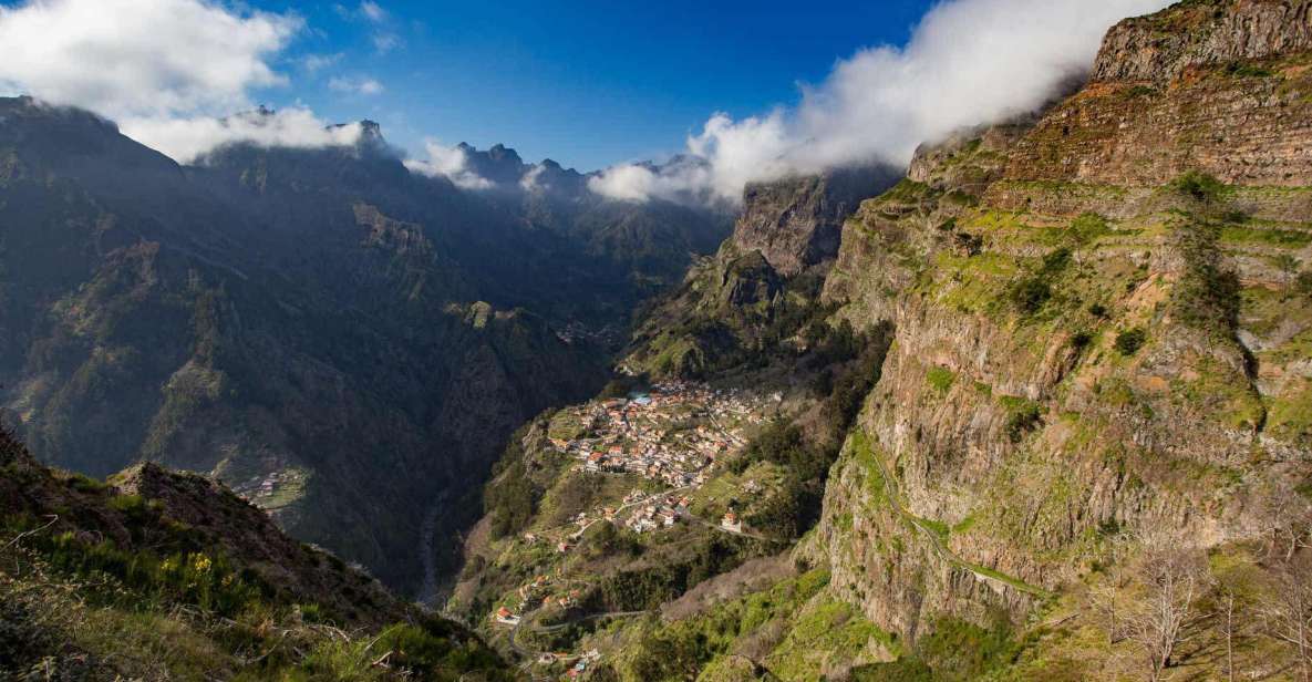 Tuk Tuk Nuns Valley - Madeira Island - Discovering Local Cuisine