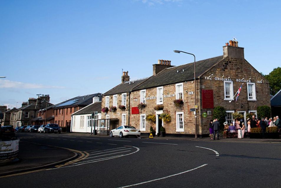 Walking Tour in Roslin Village - Rosslyn Castle