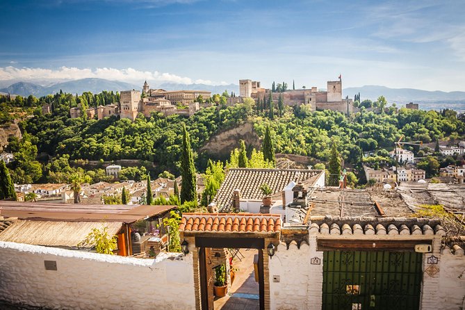 Alhambra, Albaicin and Sacromonte Guided Tour - Tour Inclusions and Exclusions